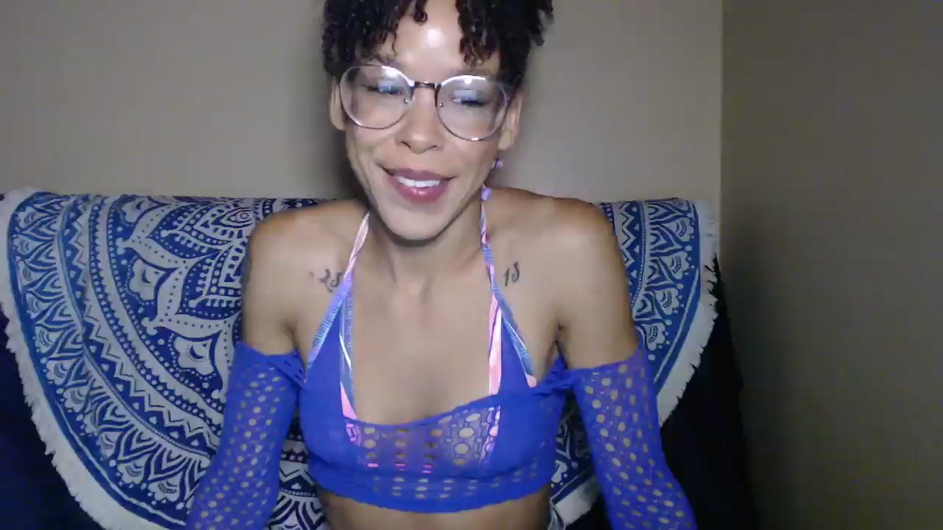 Gallery image thumbnail from SmileyAngel44's myfreecams stream on, 08/29/2023, 13:43 image 2 of 20
