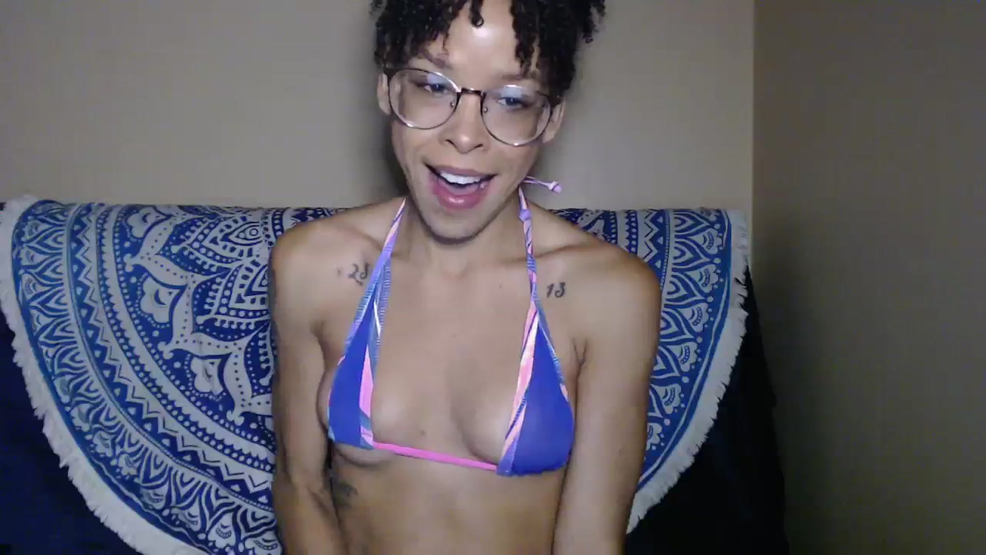 Gallery image thumbnail from SmileyAngel44's myfreecams stream on, 08/29/2023, 13:43 image 20 of 20