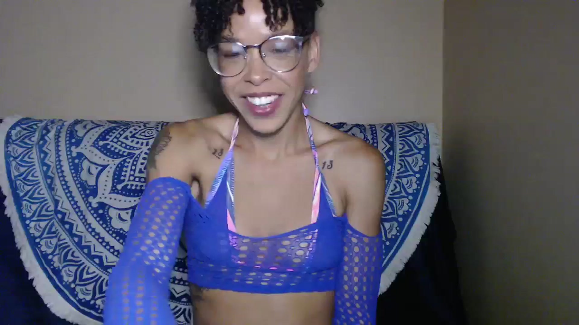 Gallery image thumbnail from SmileyAngel44's myfreecams stream on, 08/29/2023, 13:43 image 3 of 20