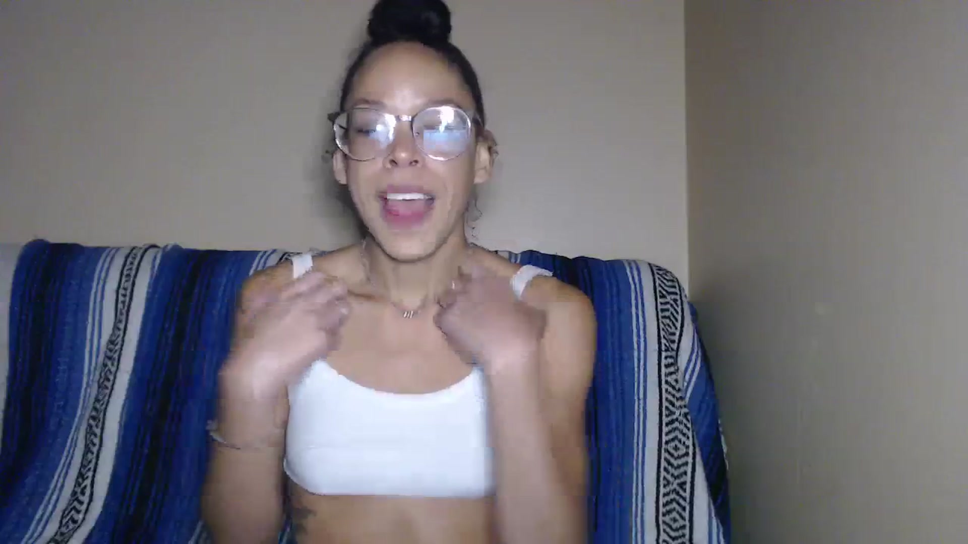 Gallery image thumbnail from SmileyAngel44's myfreecams stream on, 09/06/2023, 13:30 image 2 of 20