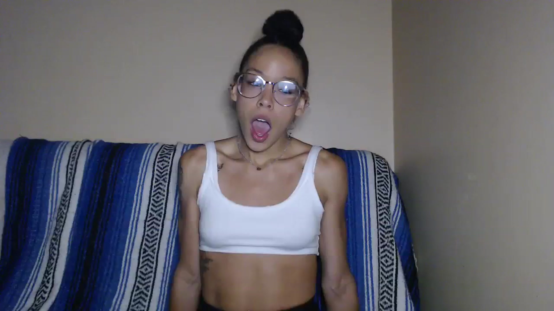 Gallery image thumbnail from SmileyAngel44's myfreecams stream on, 09/06/2023, 13:30 image 10 of 20