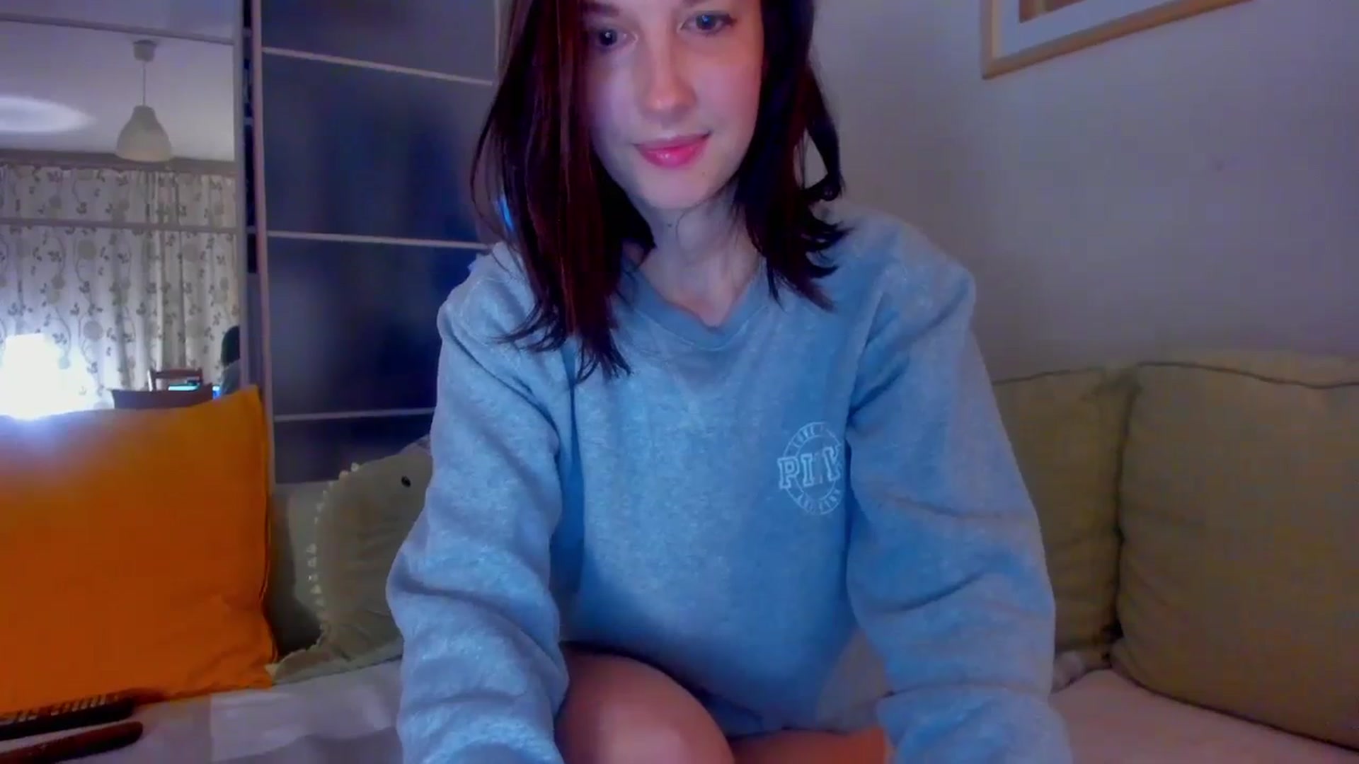 Gallery image thumbnail from SmileyCAT's myfreecams stream on, 04/10/2024, 17:27 image 9 of 20