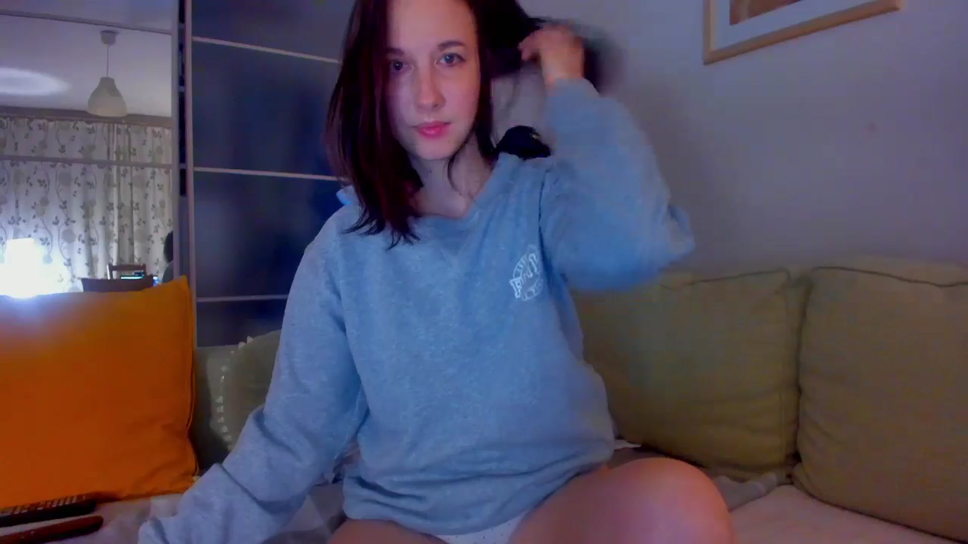 Gallery image thumbnail from SmileyCAT's myfreecams stream on, 04/10/2024, 17:27 image 8 of 20