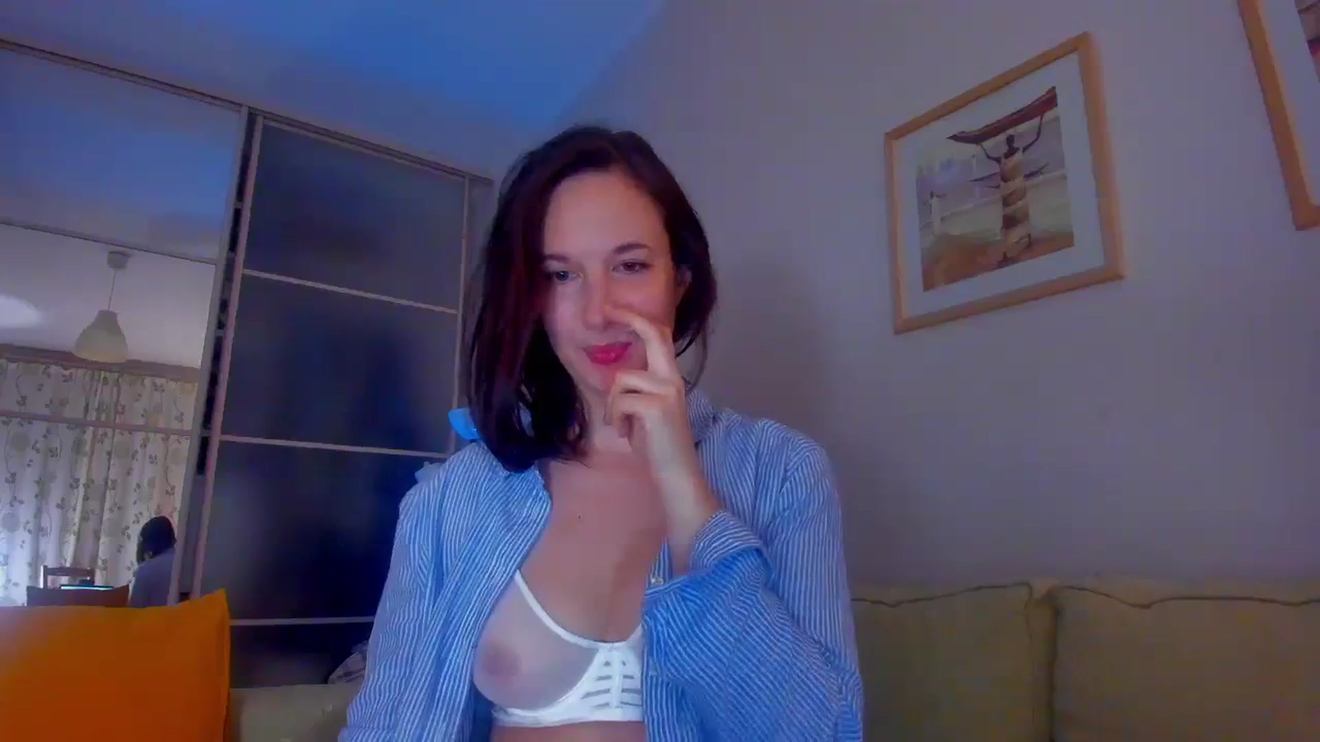 Gallery image thumbnail from SmileyCAT's myfreecams stream on, 04/10/2024, 18:49 image 5 of 20