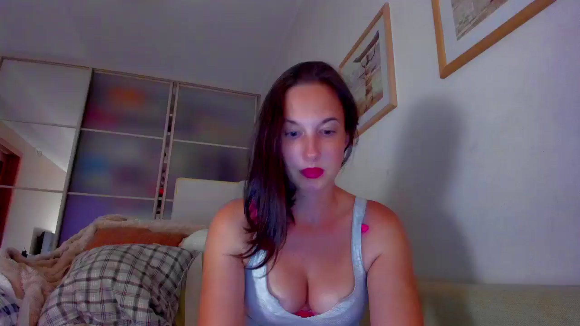 Gallery image thumbnail from SmileyCAT's myfreecams stream on, 07/12/2024, 19:25 image 19 of 20