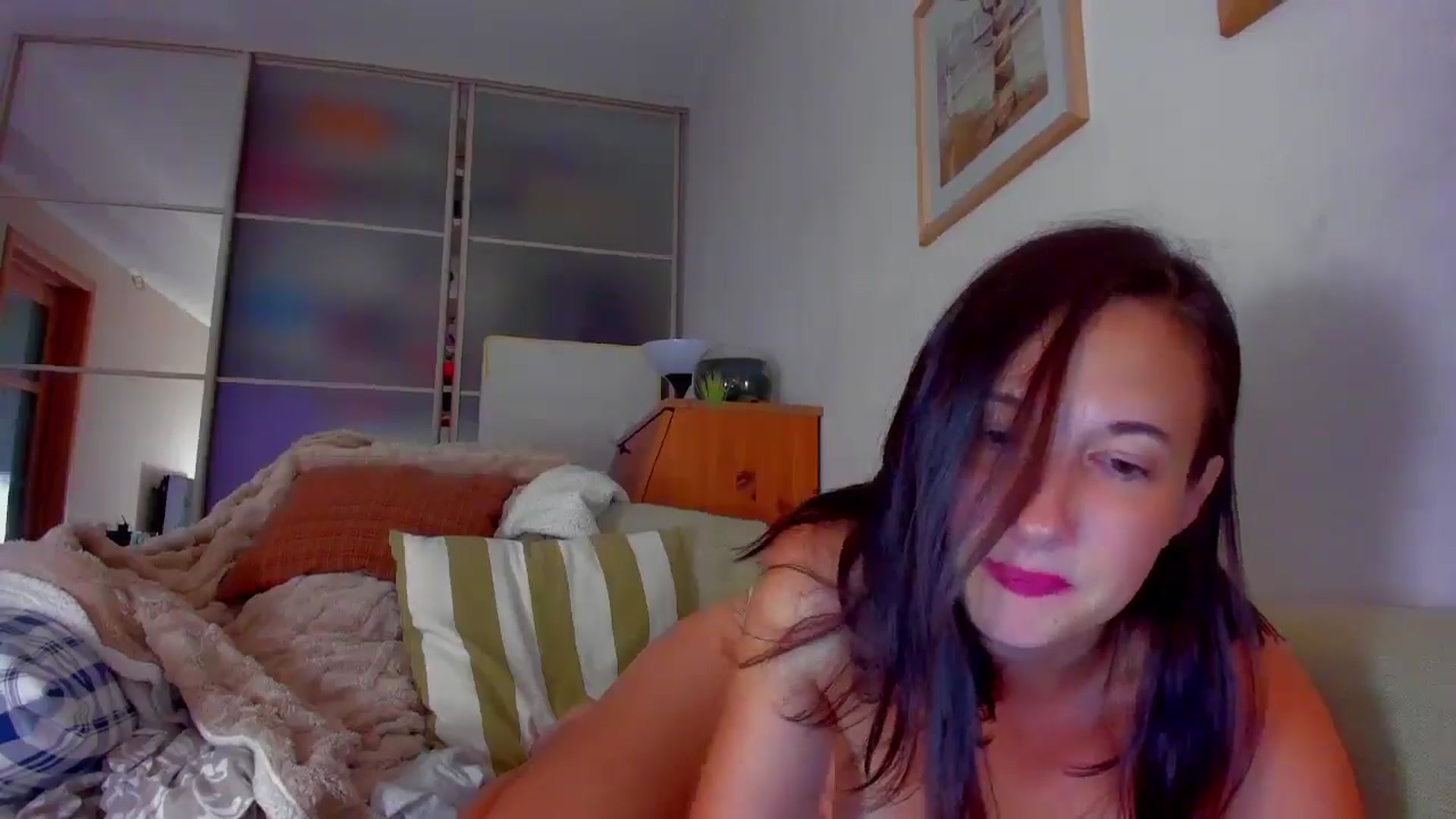 Gallery image thumbnail from SmileyCAT's myfreecams stream on, 07/12/2024, 22:18 image 9 of 20