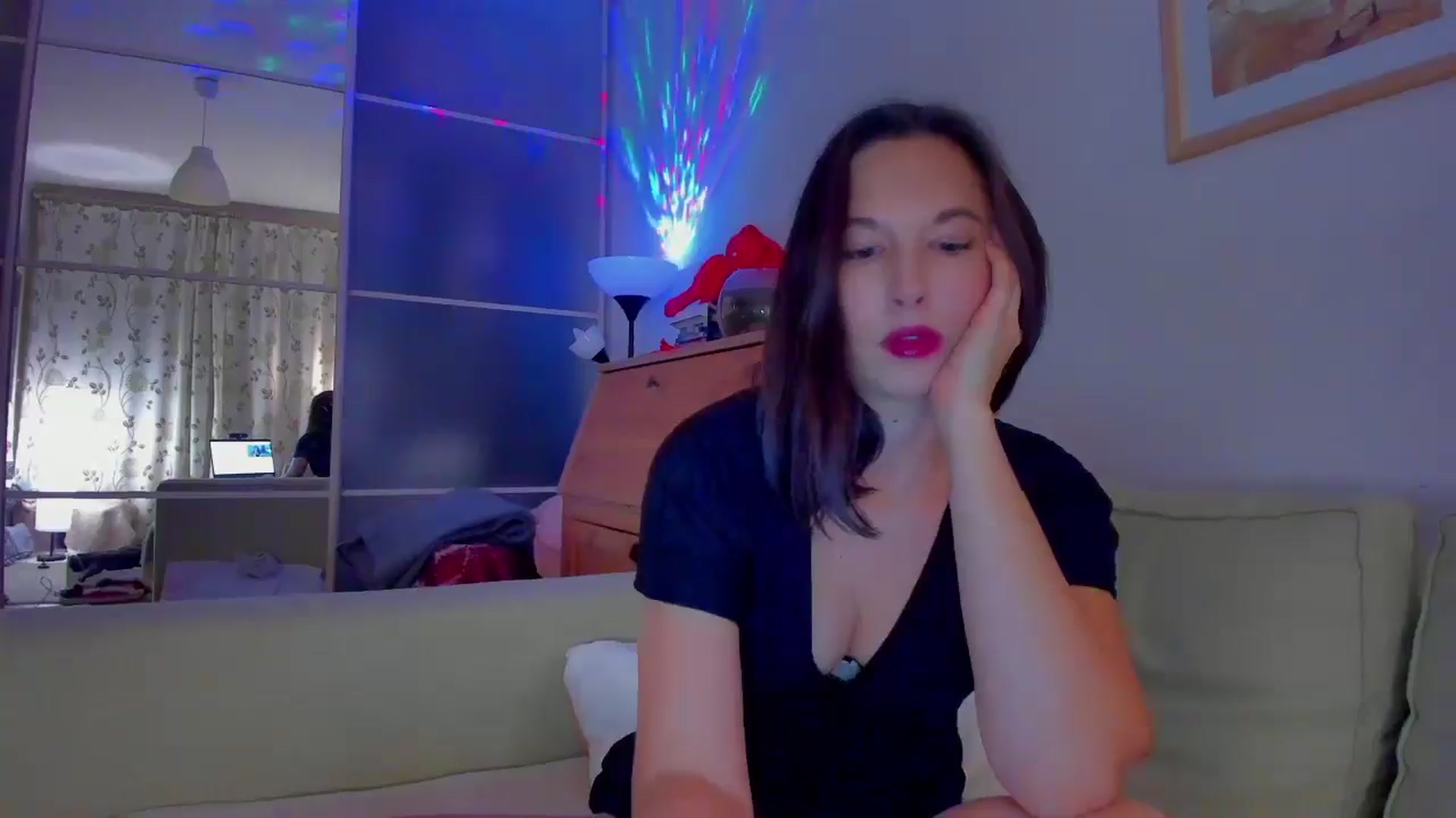 Gallery image thumbnail from SmileyCAT's myfreecams stream on, 12/25/2024, 17:32 image 7 of 20