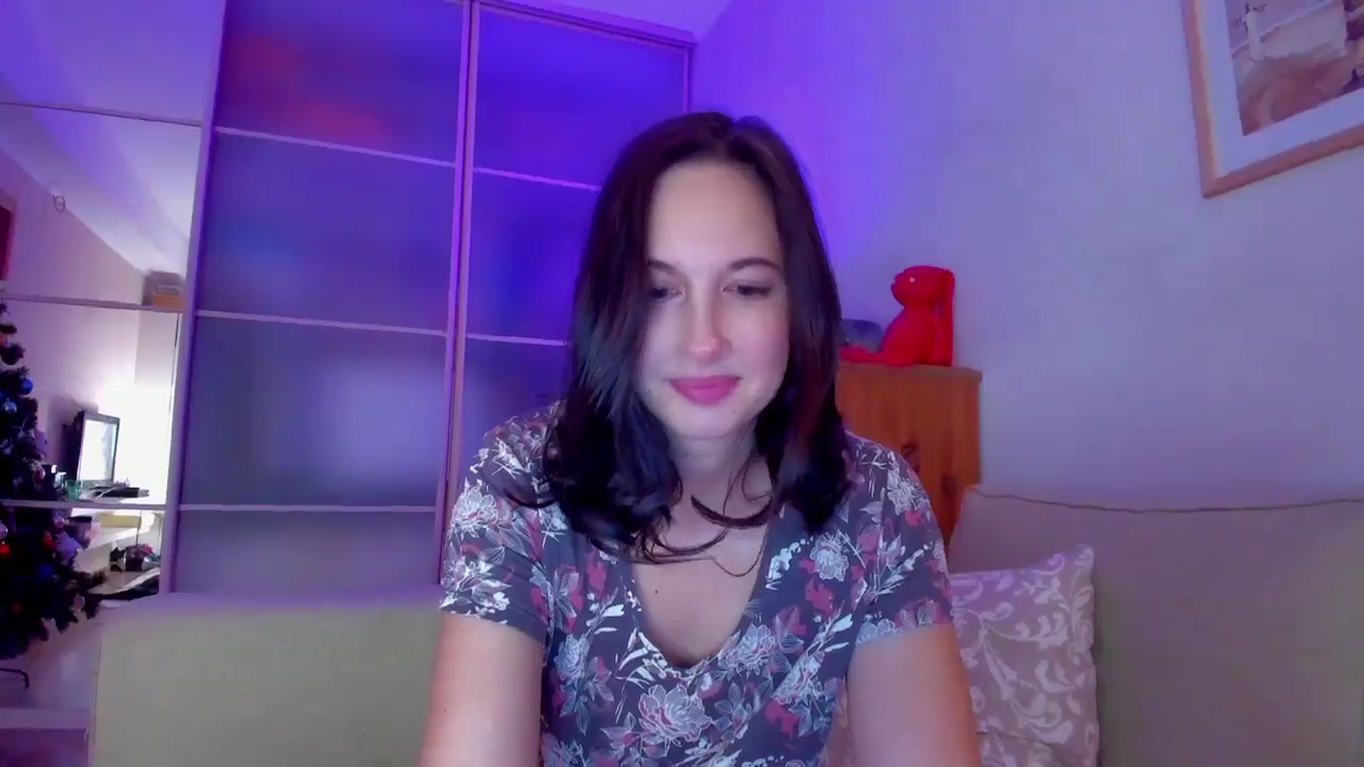Gallery image thumbnail from SmileyCAT's myfreecams stream on, 02/08/2025, 20:13 image 11 of 20