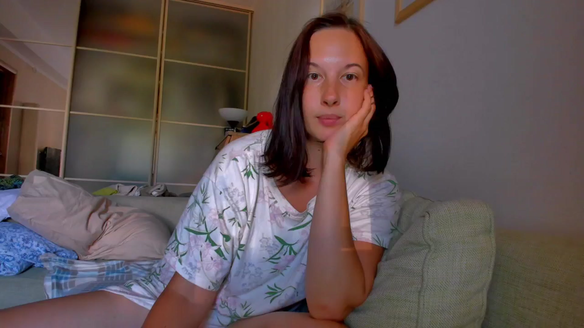 Gallery image thumbnail from SmileyCAT's myfreecams stream on, 06/18/2025, 12:18 image 19 of 20