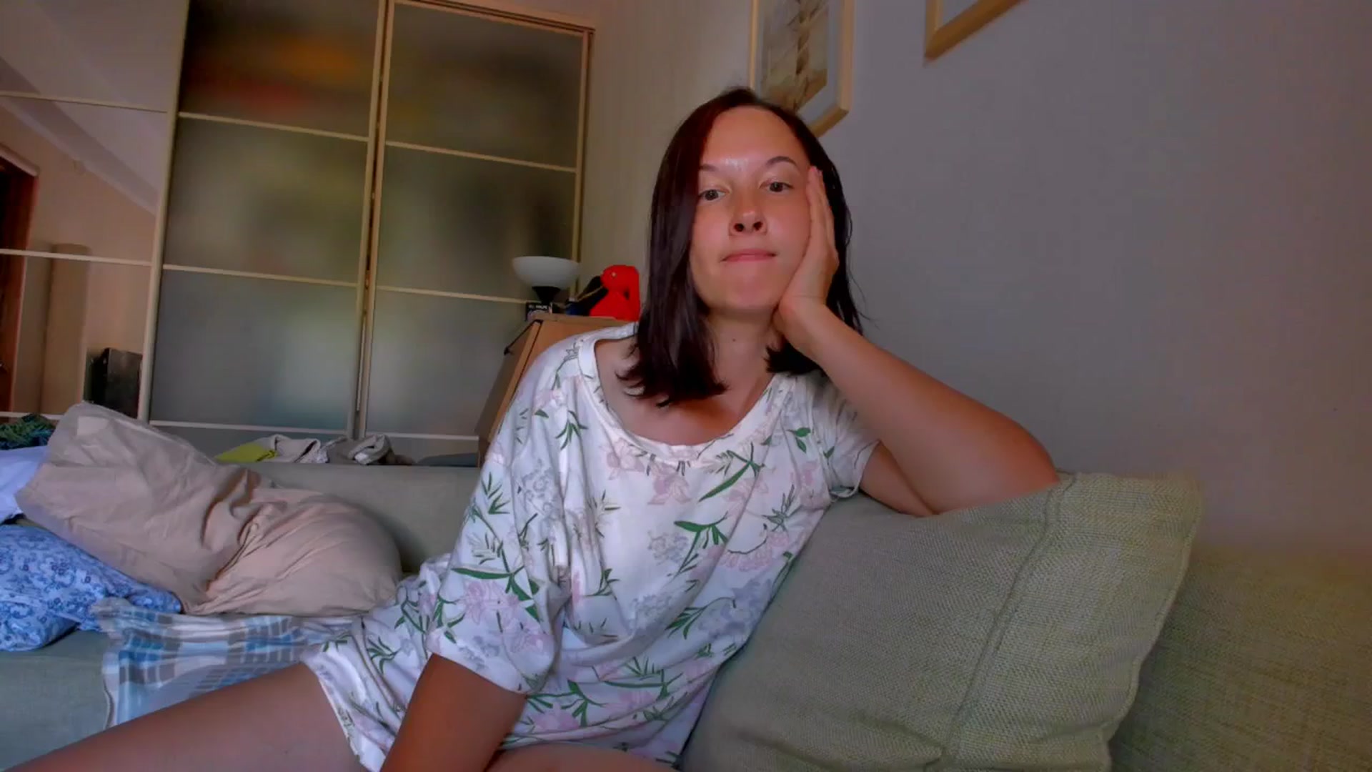 Gallery image thumbnail from SmileyCAT's myfreecams stream on, 06/18/2025, 12:18 image 9 of 20