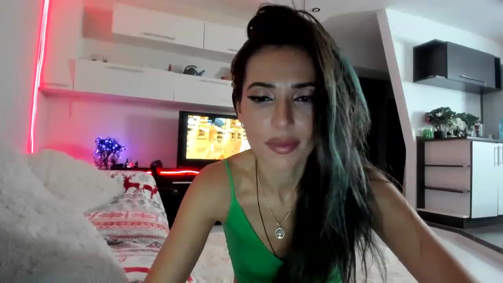 Gallery image thumbnail from SmileyTinaa's myfreecams stream on, 11/23/2022, 01:39 image 20 of 20
