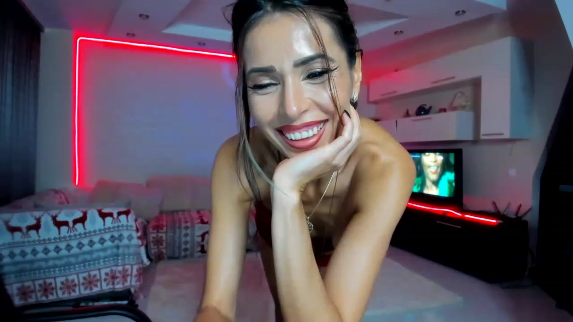 Gallery image thumbnail from SmileyTinaa's myfreecams stream on, 11/24/2022, 03:24 image 3 of 20