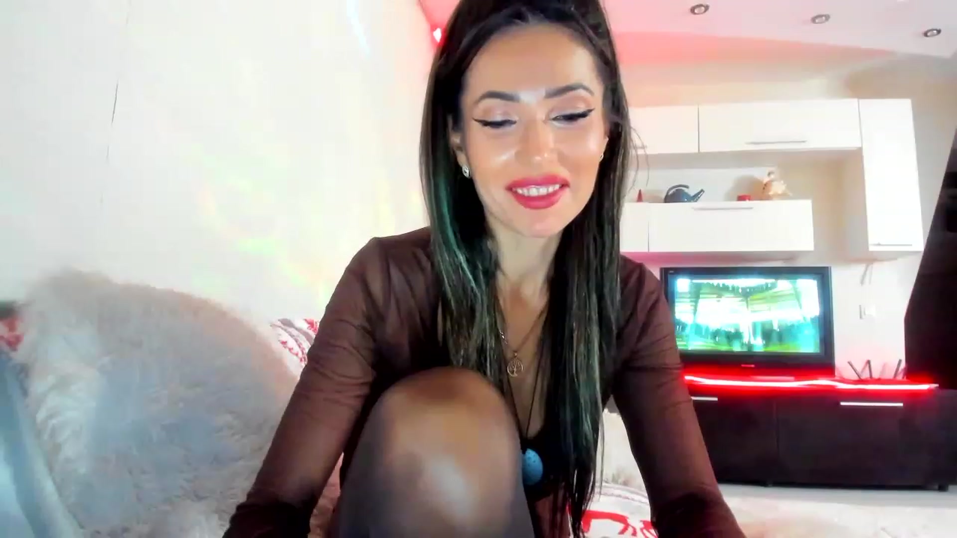 Gallery image thumbnail from SmileyTinaa's myfreecams stream on, 12/02/2022, 01:18 image 20 of 20
