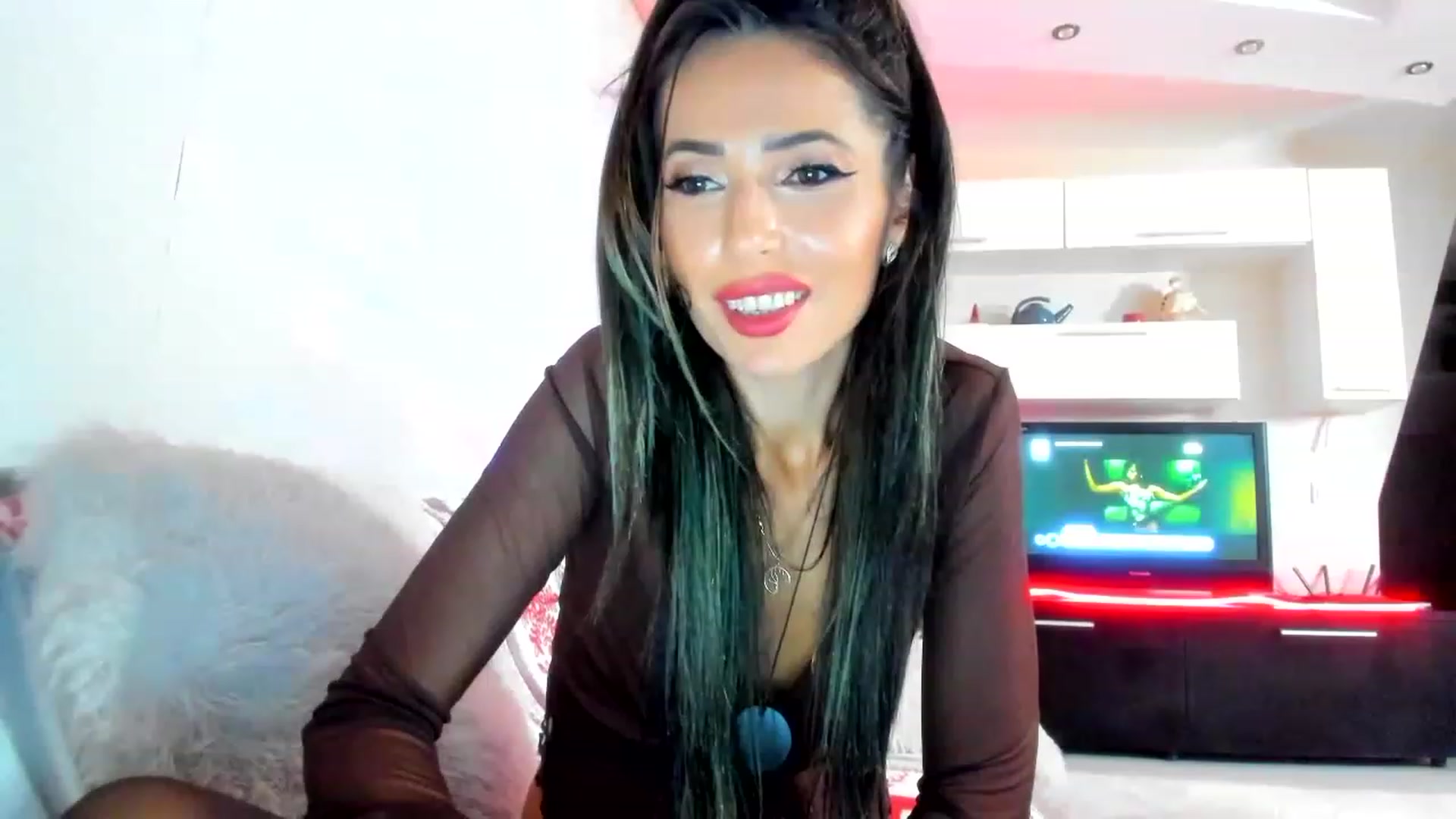 Gallery image thumbnail from SmileyTinaa's myfreecams stream on, 12/02/2022, 01:18 image 13 of 20
