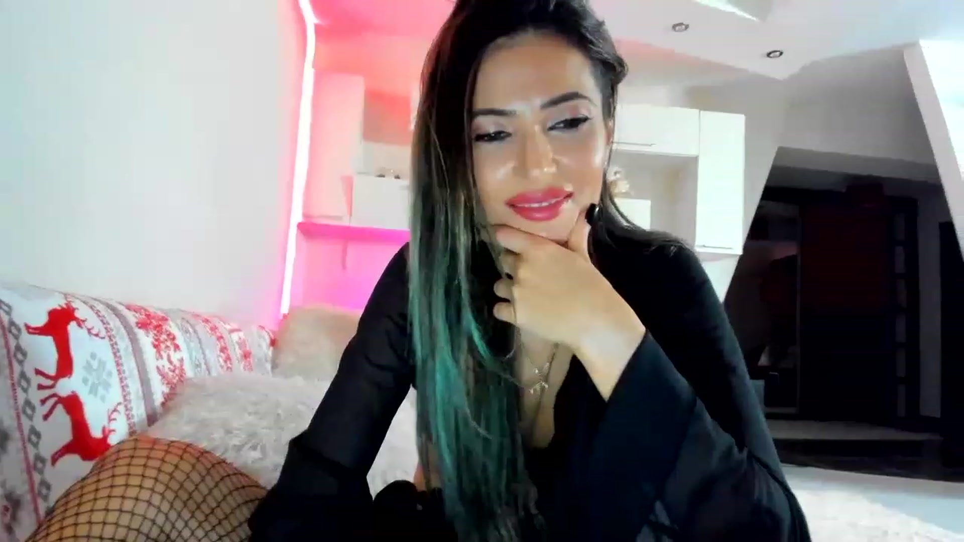 Gallery image thumbnail from SmileyTinaa's myfreecams stream on, 12/09/2022, 03:06 image 5 of 20