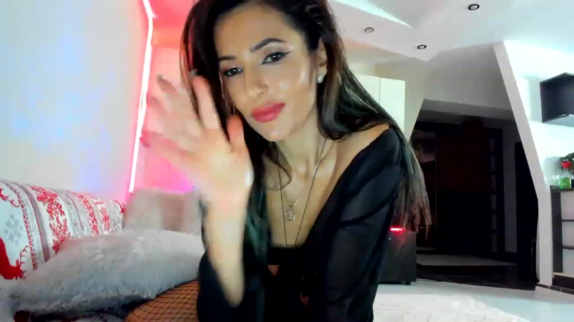 Gallery image thumbnail from SmileyTinaa's myfreecams stream on, 12/09/2022, 03:48 image 10 of 20