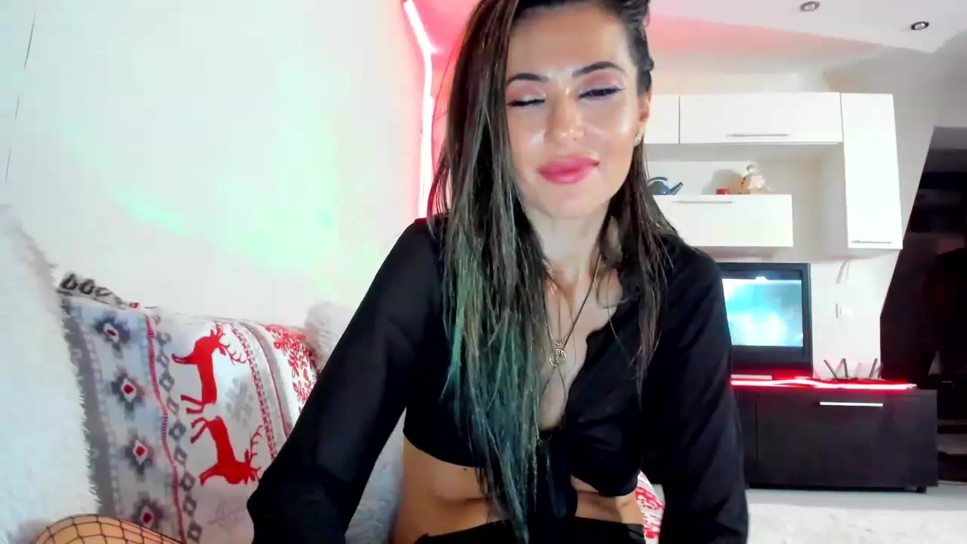 Gallery image thumbnail from SmileyTinaa's myfreecams stream on, 12/09/2022, 05:51 image 12 of 20