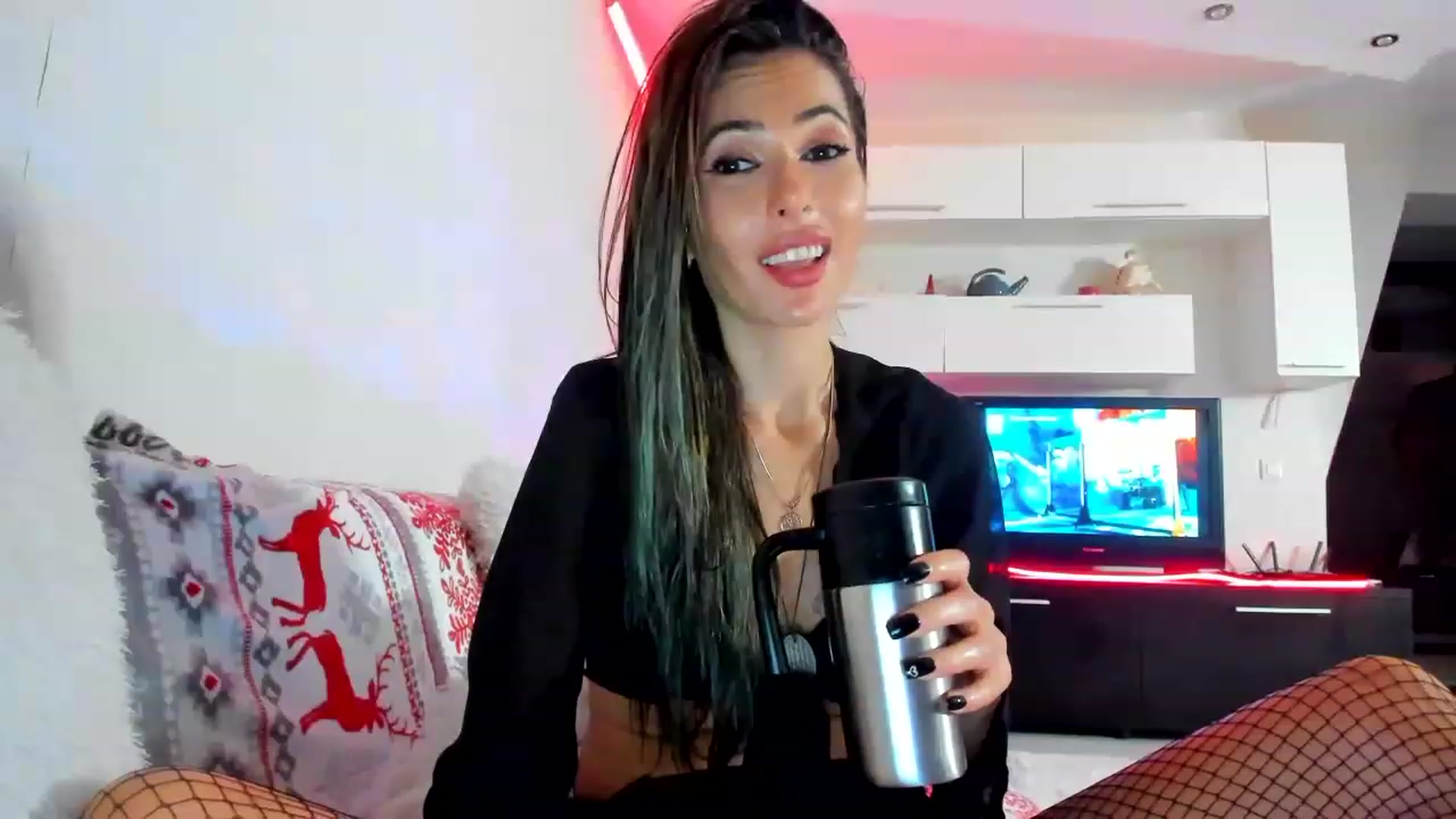 Gallery image thumbnail from SmileyTinaa's myfreecams stream on, 12/09/2022, 05:51 image 15 of 20