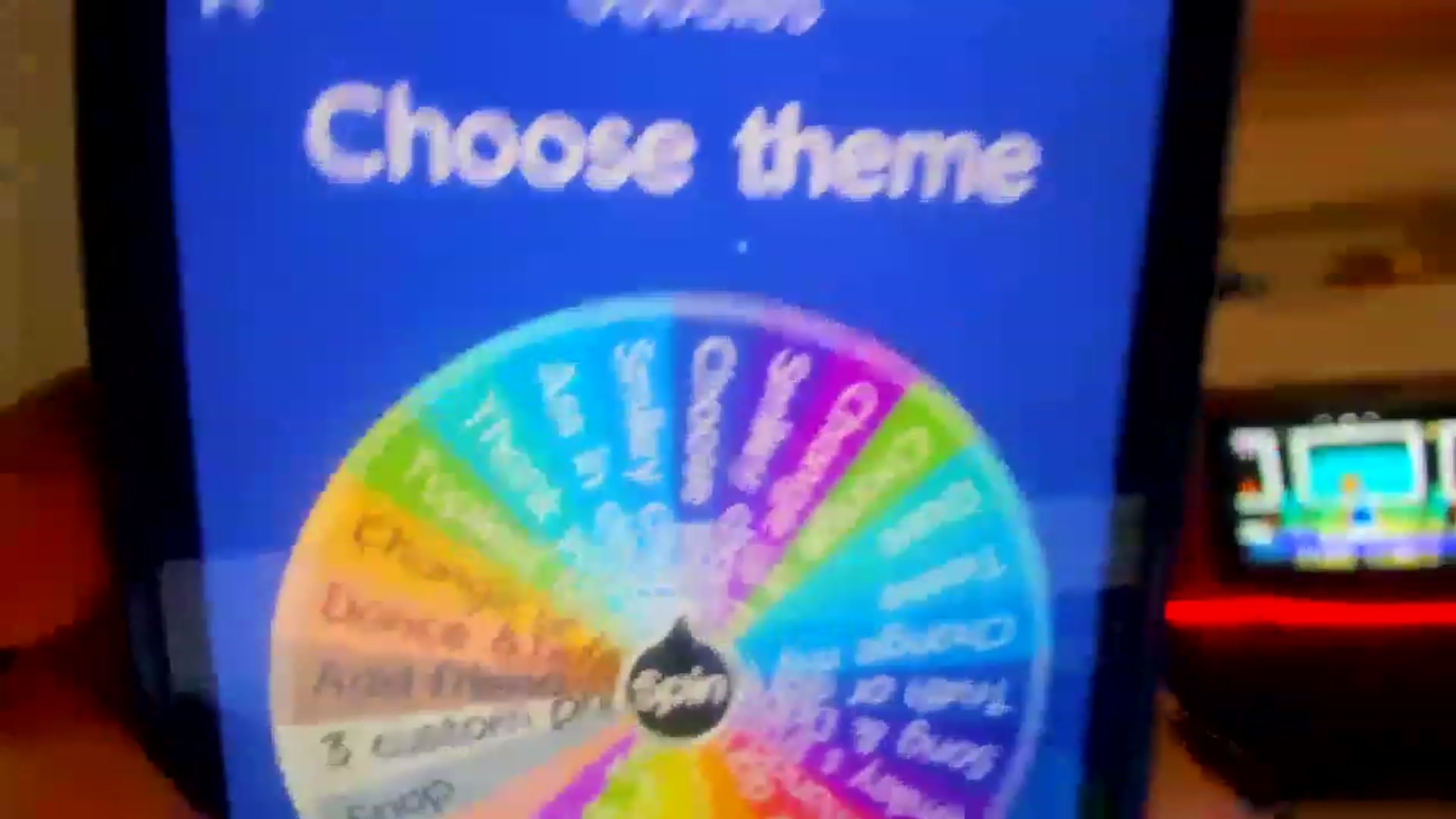 Gallery image thumbnail from SmileyTinaa's myfreecams stream on, 12/12/2022, 22:00 image 10 of 20