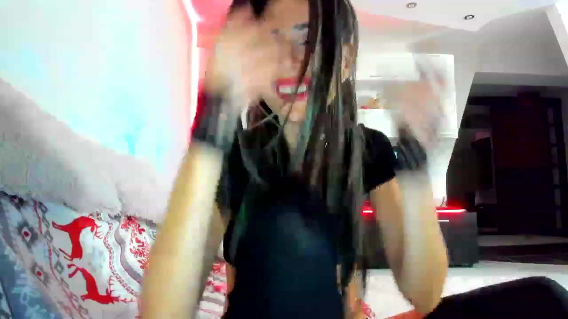 Gallery image thumbnail from SmileyTinaa's myfreecams stream on, 12/20/2022, 02:37 image 15 of 20