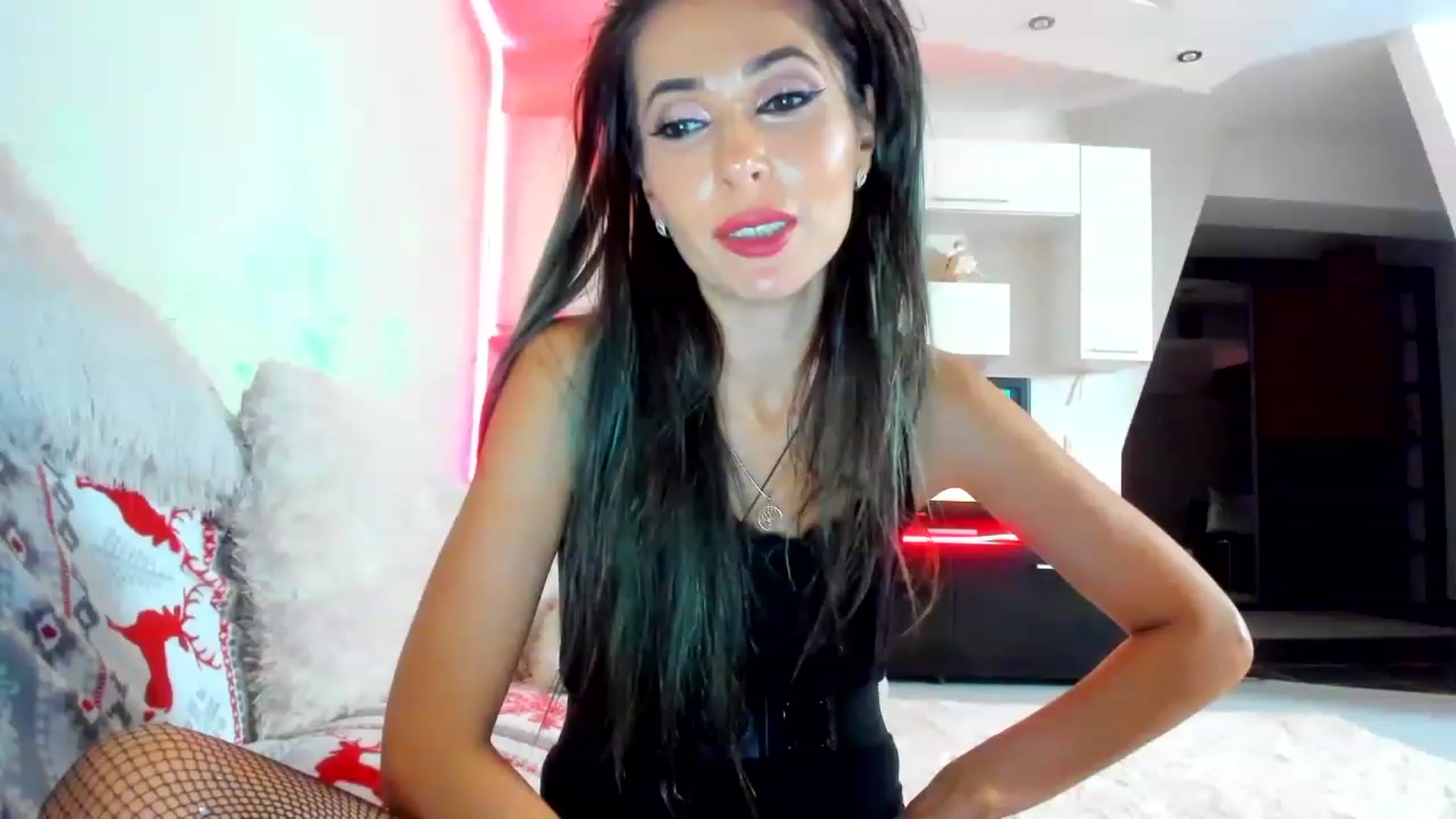 Gallery image thumbnail from SmileyTinaa's myfreecams stream on, 12/22/2022, 01:07 image 1 of 20