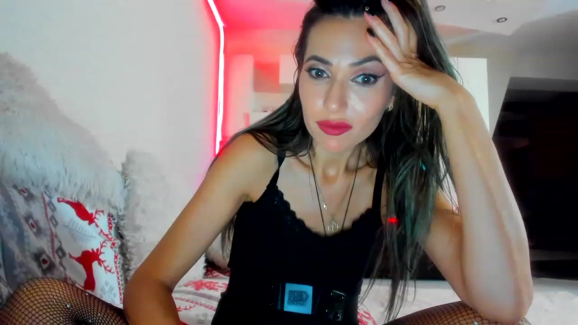 Gallery image thumbnail from SmileyTinaa's myfreecams stream on, 12/22/2022, 04:35 image 20 of 20