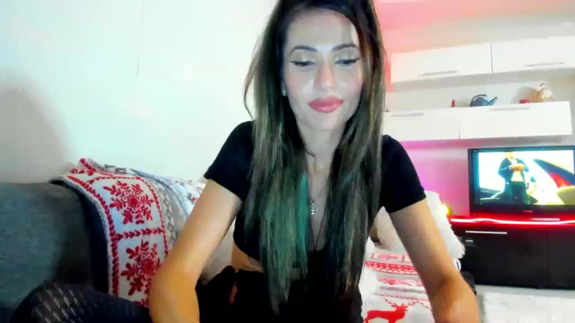 Gallery image thumbnail from SmileyTinaa's myfreecams stream on, 01/09/2023, 23:59 image 2 of 20