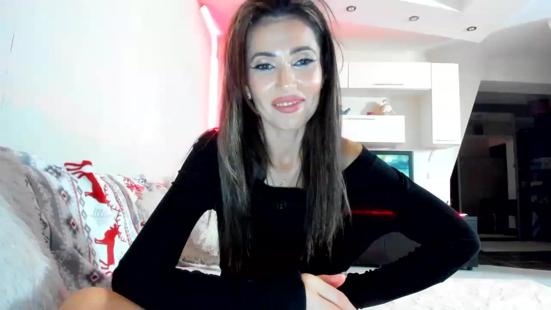 Gallery image thumbnail from SmileyTinaa's myfreecams stream on, 01/19/2023, 22:58 image 13 of 20