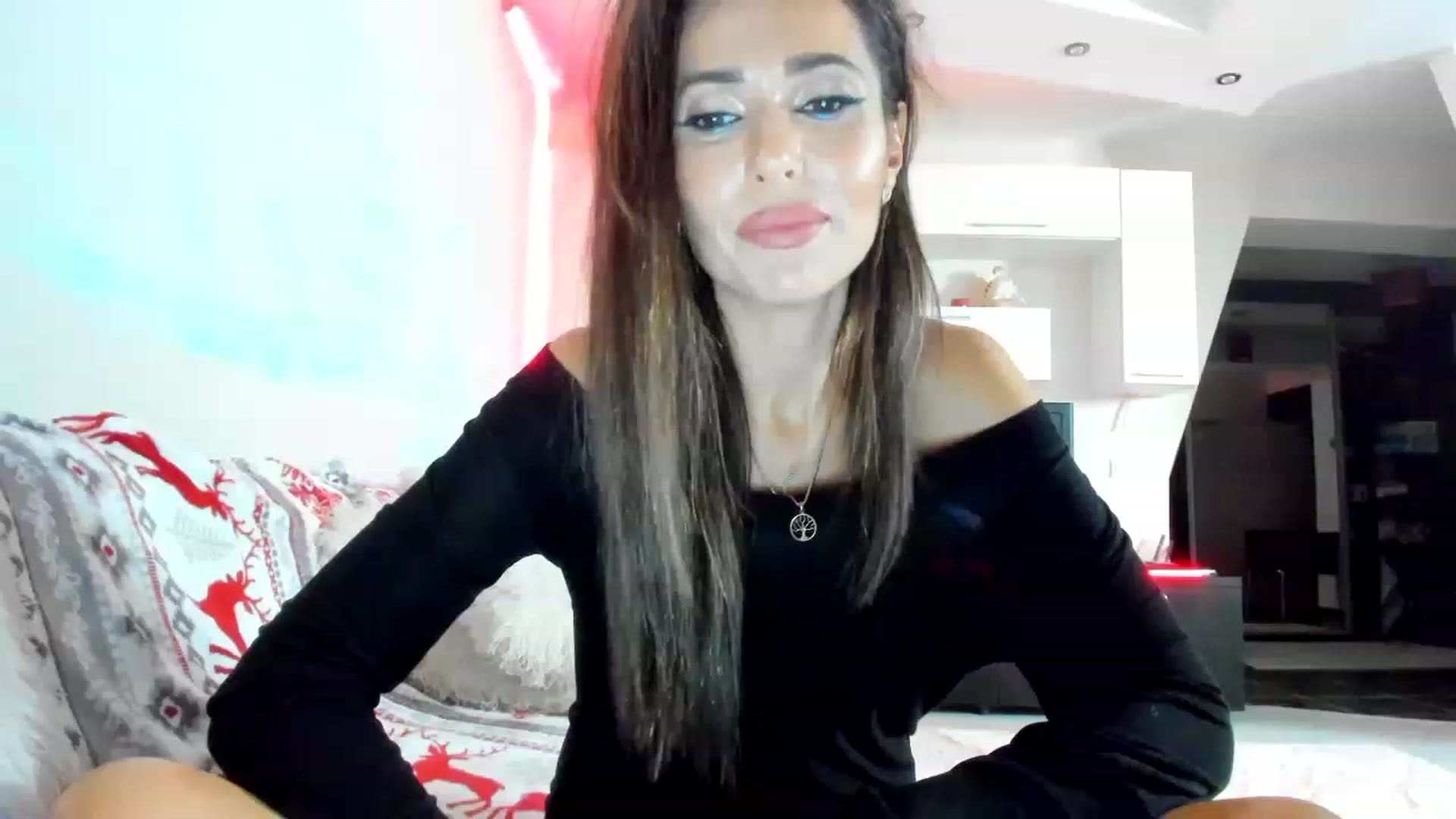 Gallery image thumbnail from SmileyTinaa's myfreecams stream on, 01/19/2023, 22:58 image 2 of 20