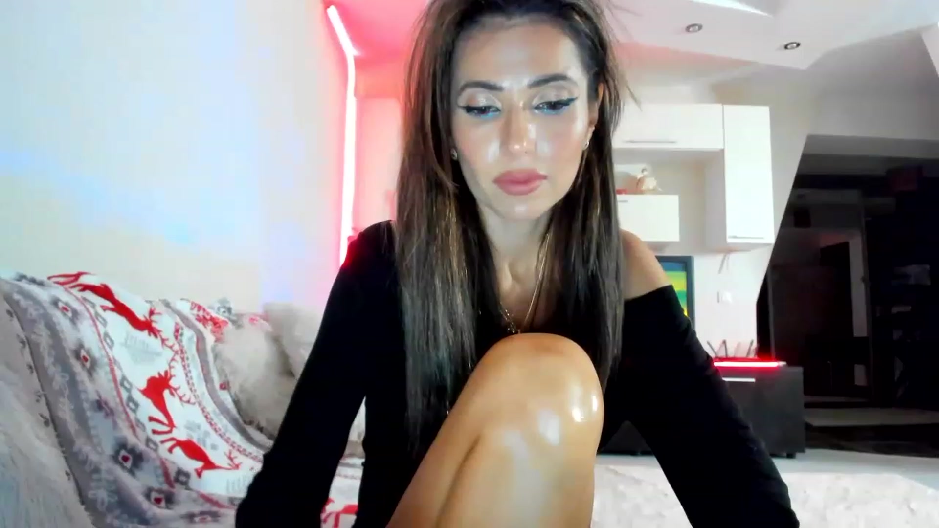 Gallery image thumbnail from SmileyTinaa's myfreecams stream on, 01/19/2023, 22:58 image 5 of 20