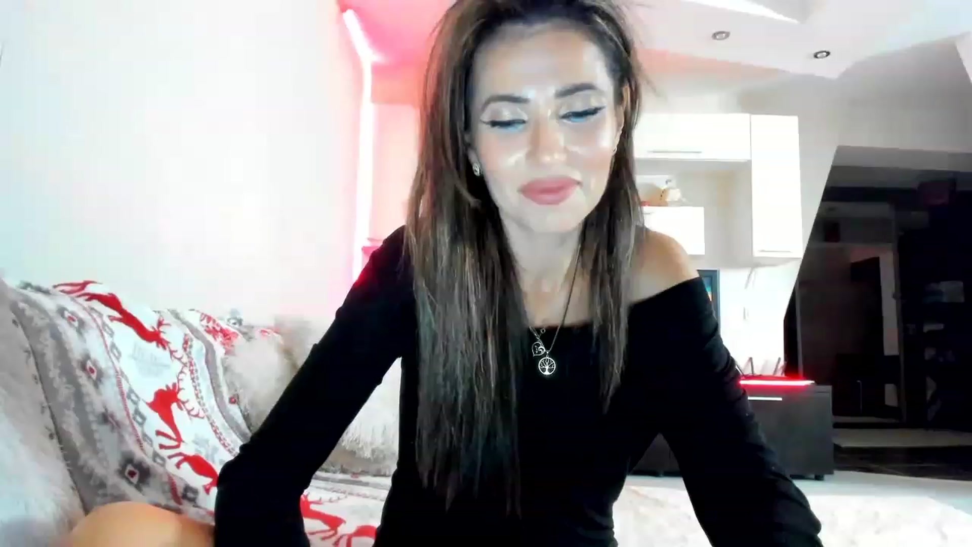 Gallery image thumbnail from SmileyTinaa's myfreecams stream on, 01/19/2023, 22:58 image 4 of 20