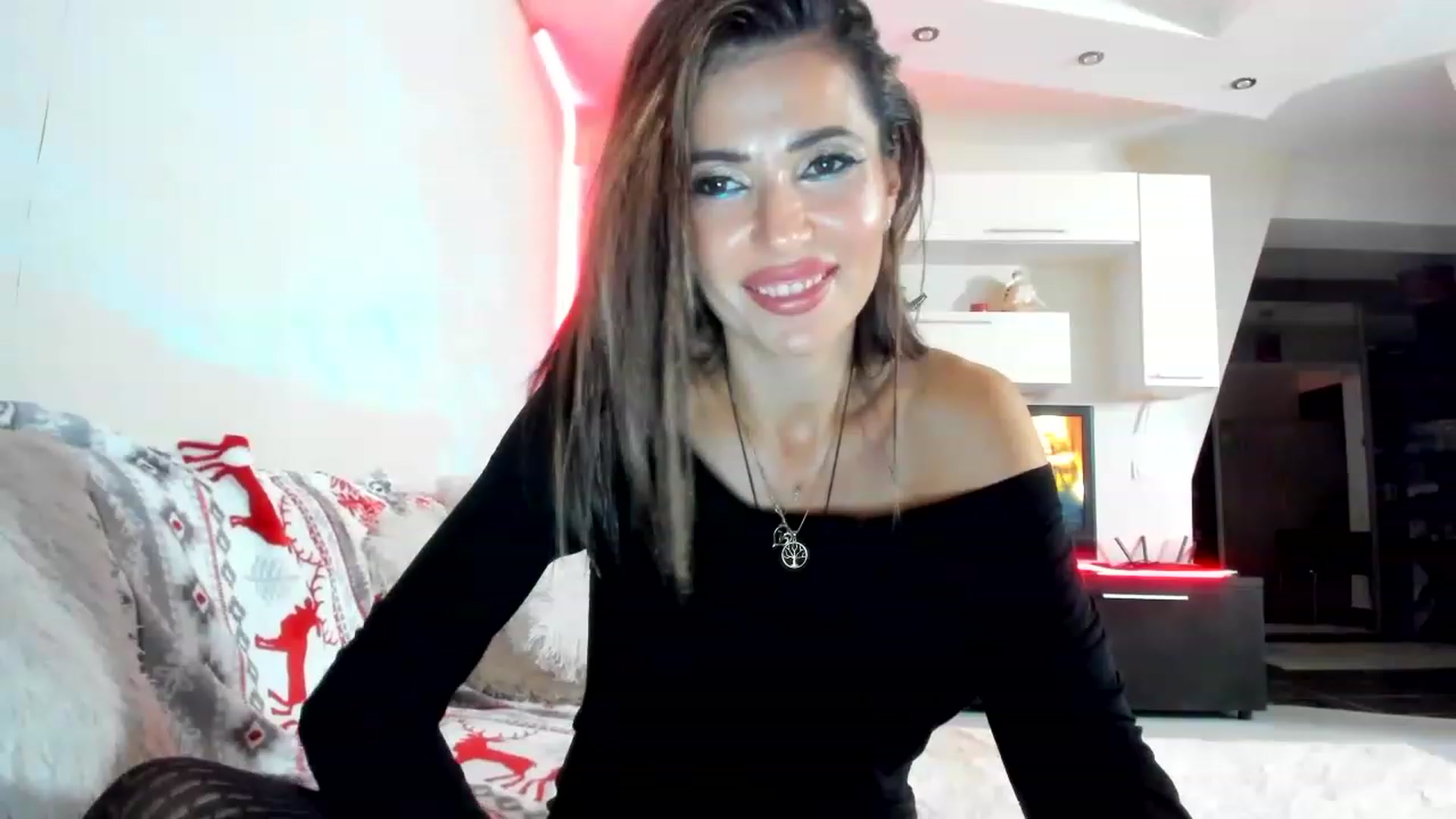 Gallery image thumbnail from SmileyTinaa's myfreecams stream on, 01/20/2023, 24:14 image 14 of 20