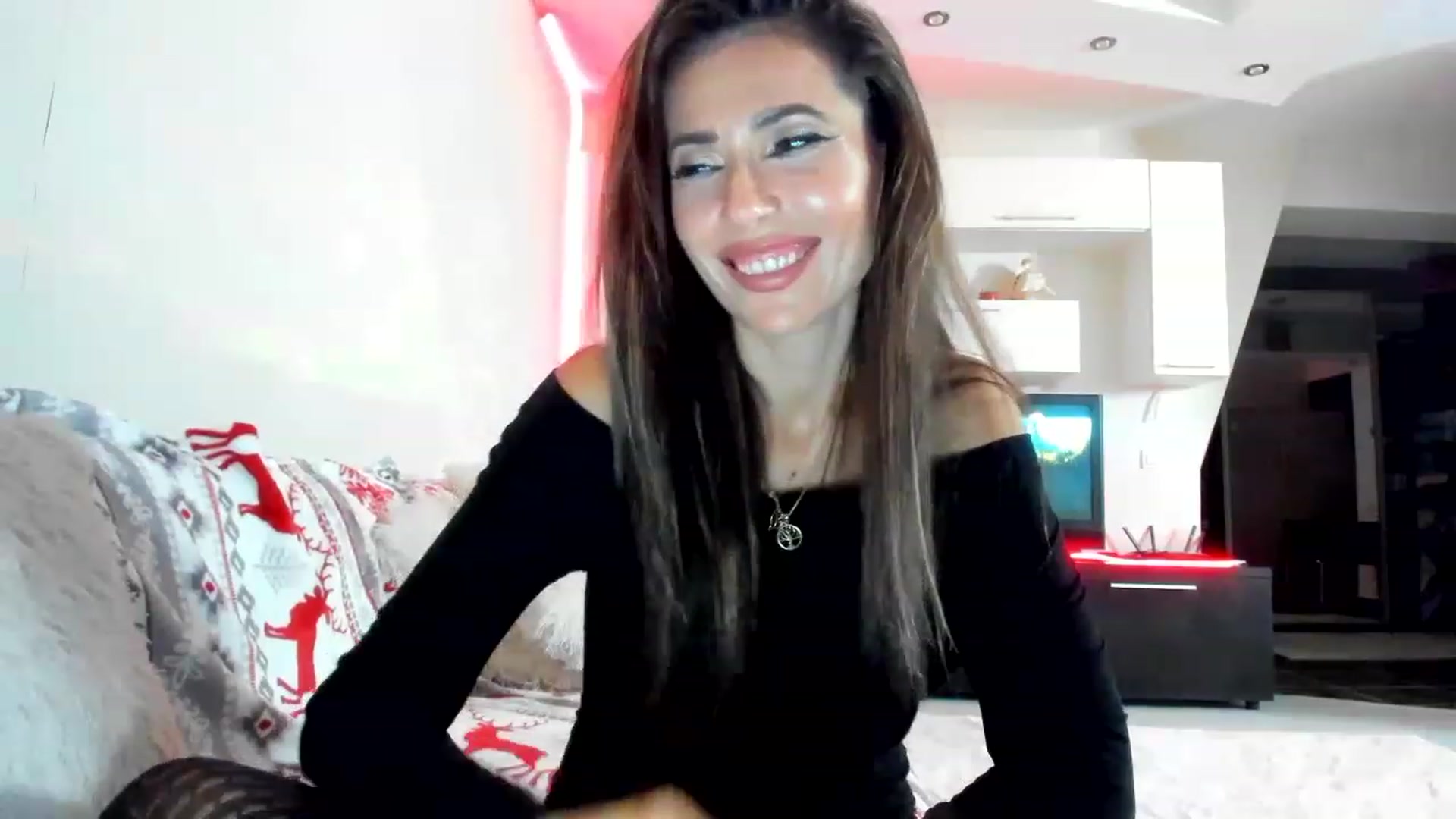 Gallery image thumbnail from SmileyTinaa's myfreecams stream on, 01/20/2023, 24:14 image 4 of 20
