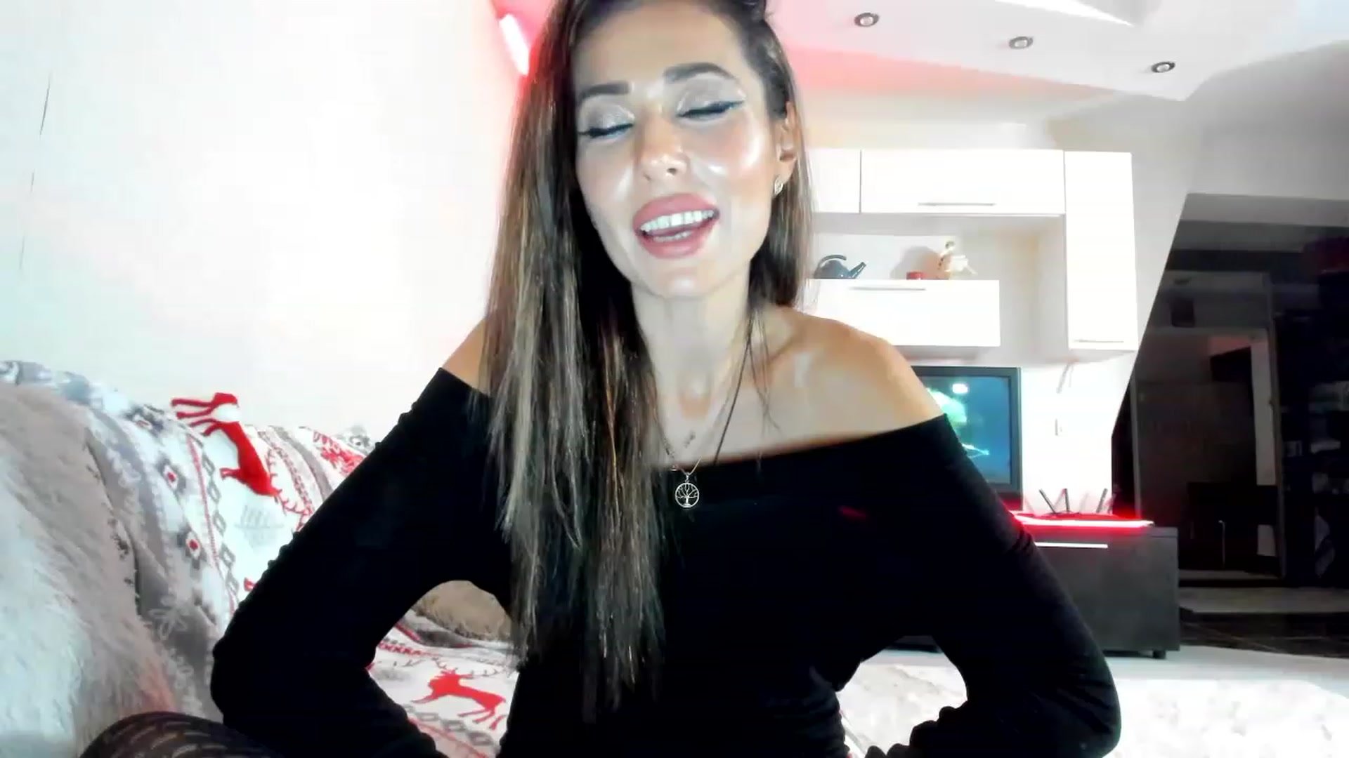 Gallery image thumbnail from SmileyTinaa's myfreecams stream on, 01/20/2023, 24:14 image 1 of 20