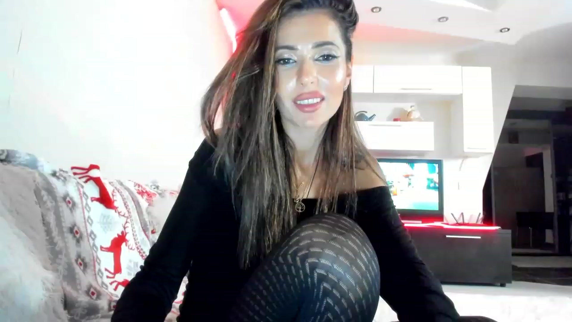 Gallery image thumbnail from SmileyTinaa's myfreecams stream on, 01/20/2023, 01:30 image 7 of 20