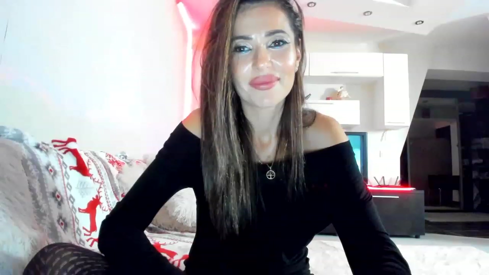 Gallery image thumbnail from SmileyTinaa's myfreecams stream on, 01/20/2023, 01:30 image 4 of 20