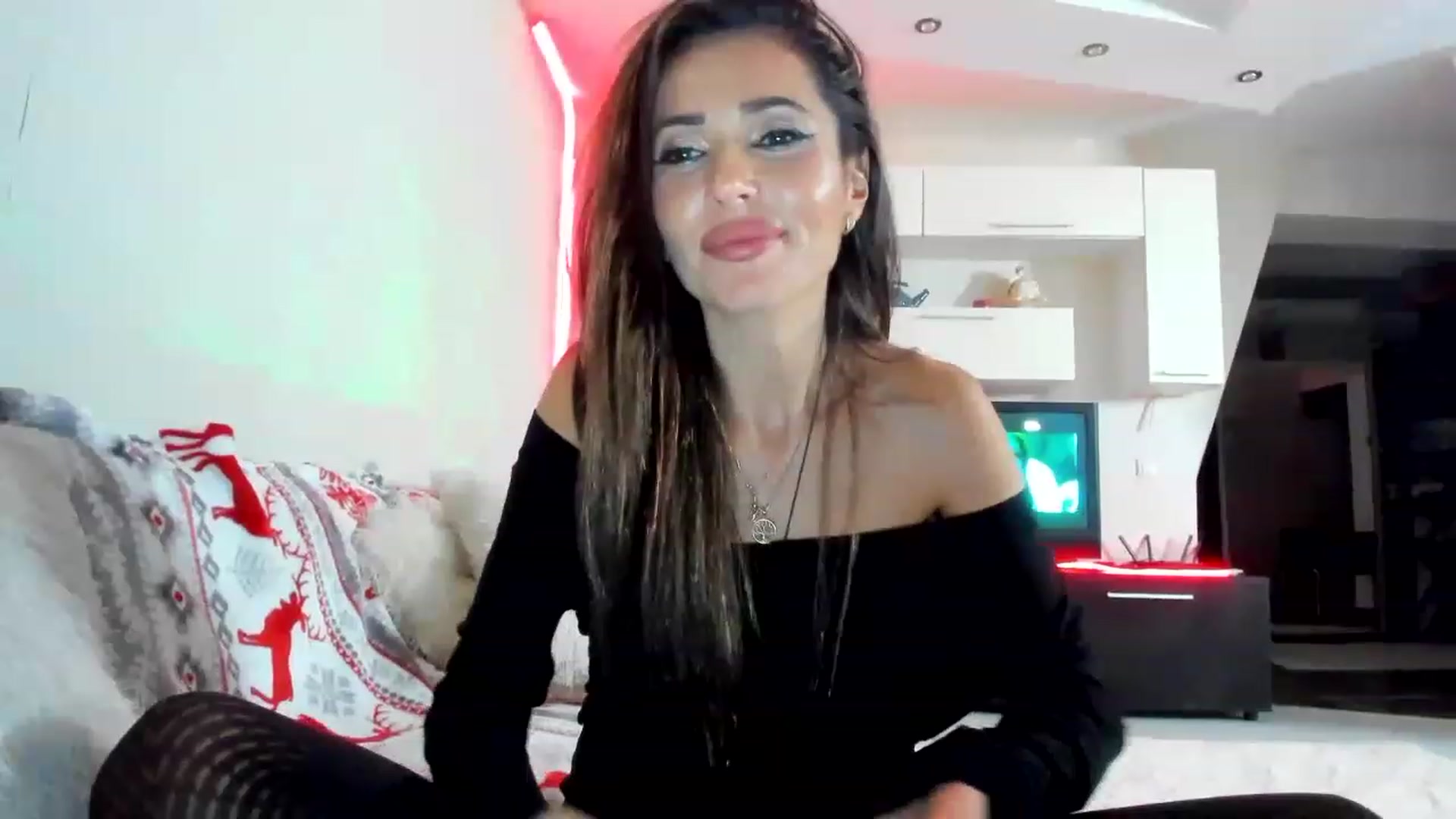 Gallery image thumbnail from SmileyTinaa's myfreecams stream on, 01/20/2023, 01:30 image 5 of 20