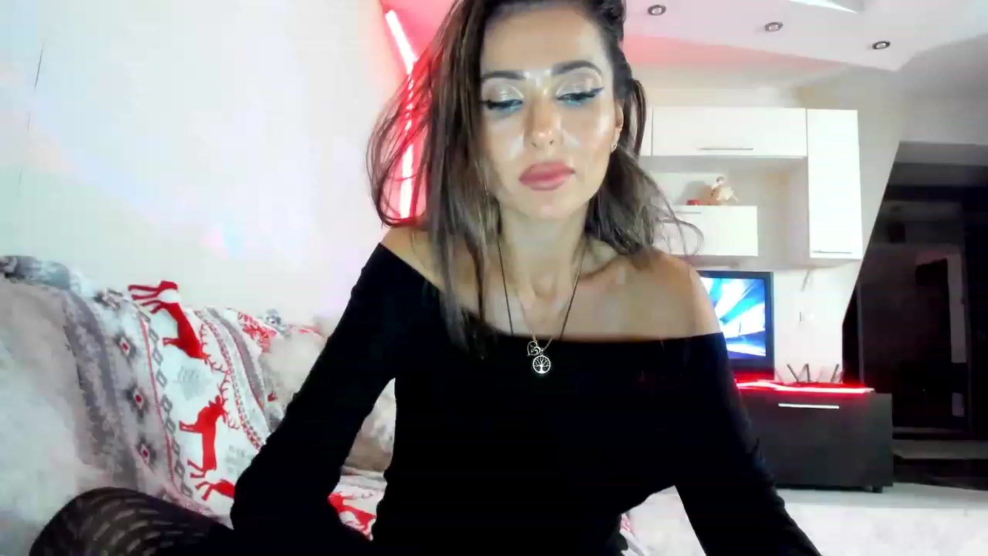 Gallery image thumbnail from SmileyTinaa's myfreecams stream on, 01/20/2023, 01:30 image 13 of 20