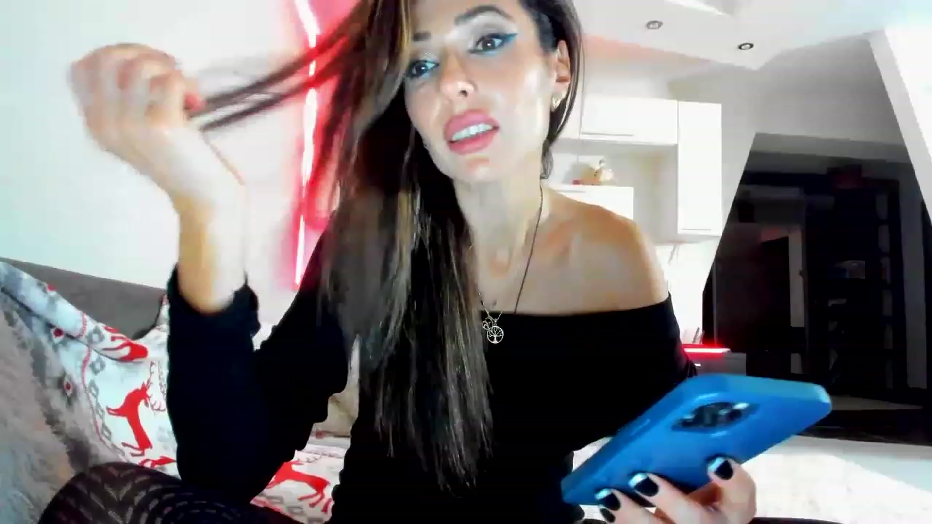 Gallery image thumbnail from SmileyTinaa's myfreecams stream on, 01/20/2023, 03:29 image 9 of 20