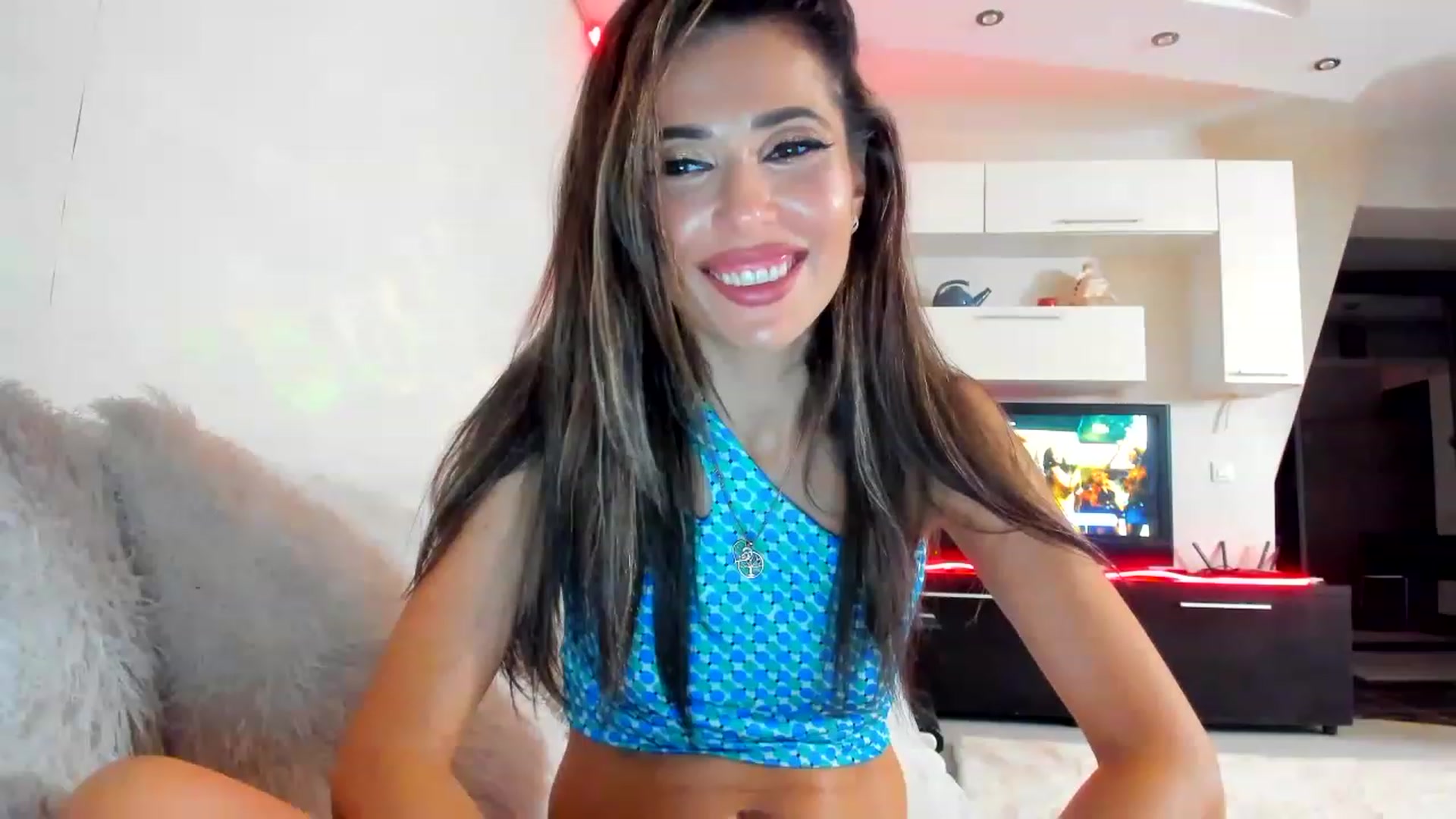 Gallery image thumbnail from SmileyTinaa's myfreecams stream on, 01/26/2023, 24:44 image 5 of 20