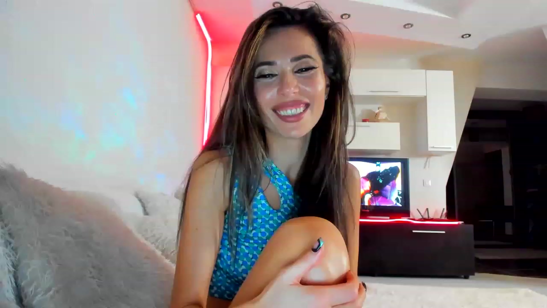 Gallery image thumbnail from SmileyTinaa's myfreecams stream on, 01/26/2023, 01:21 image 1 of 20