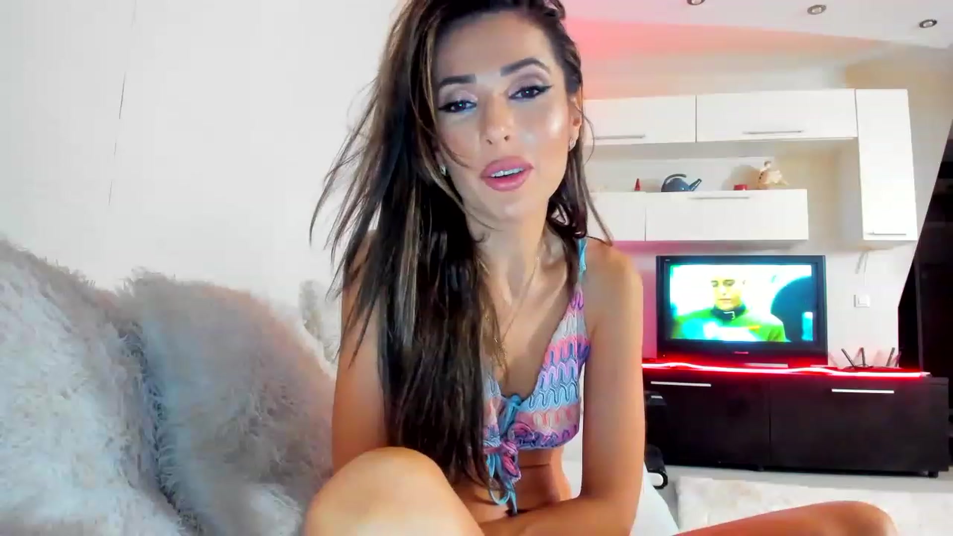 Gallery image thumbnail from SmileyTinaa's myfreecams stream on, 01/31/2023, 01:16 image 9 of 20