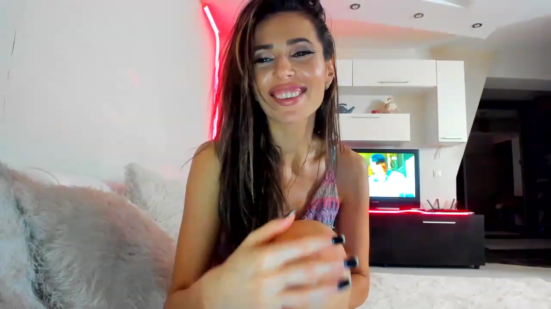 Gallery image thumbnail from SmileyTinaa's myfreecams stream on, 01/31/2023, 02:58 image 3 of 20