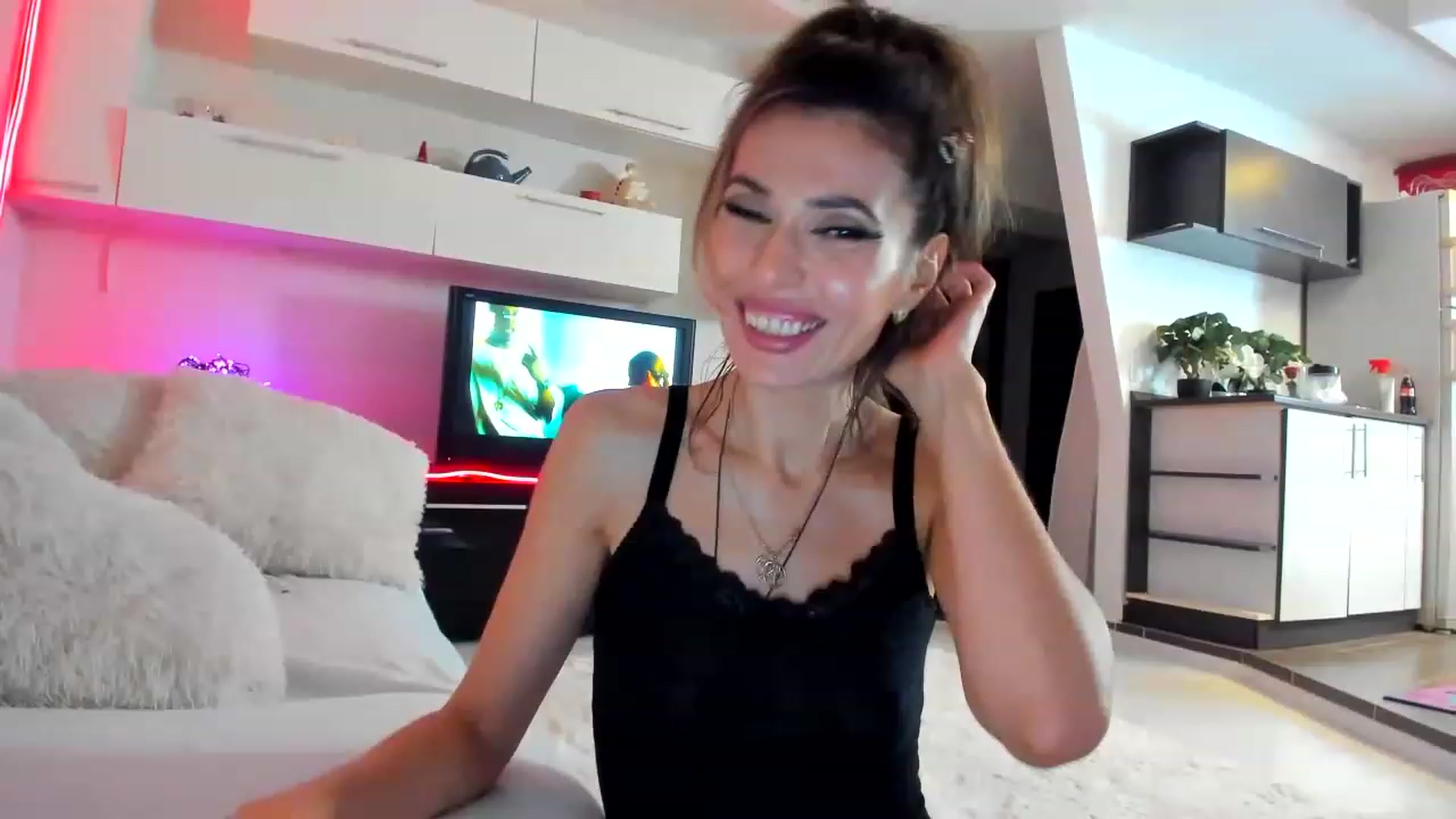 Gallery image thumbnail from SmileyTinaa's myfreecams stream on, 02/21/2023, 05:44 image 8 of 20