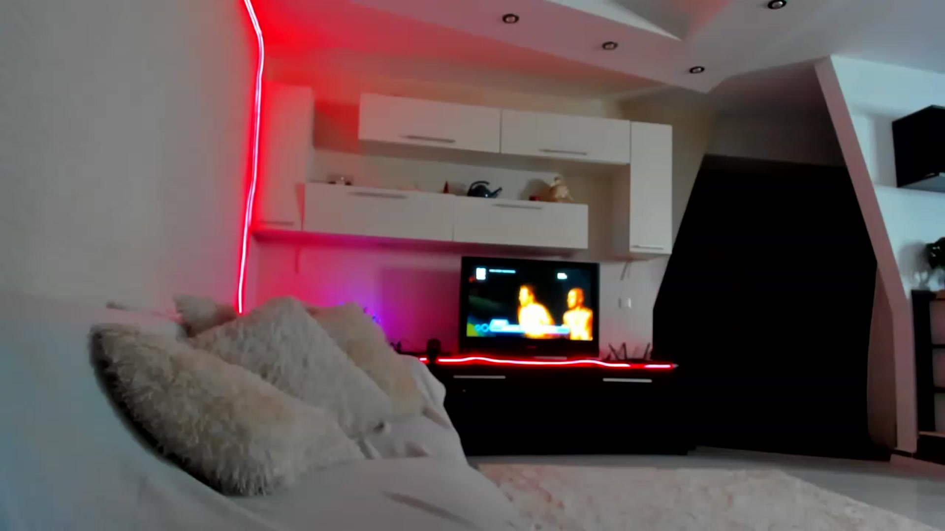 Gallery image thumbnail from SmileyTinaa's myfreecams stream on, 02/28/2023, 02:51 image 12 of 20