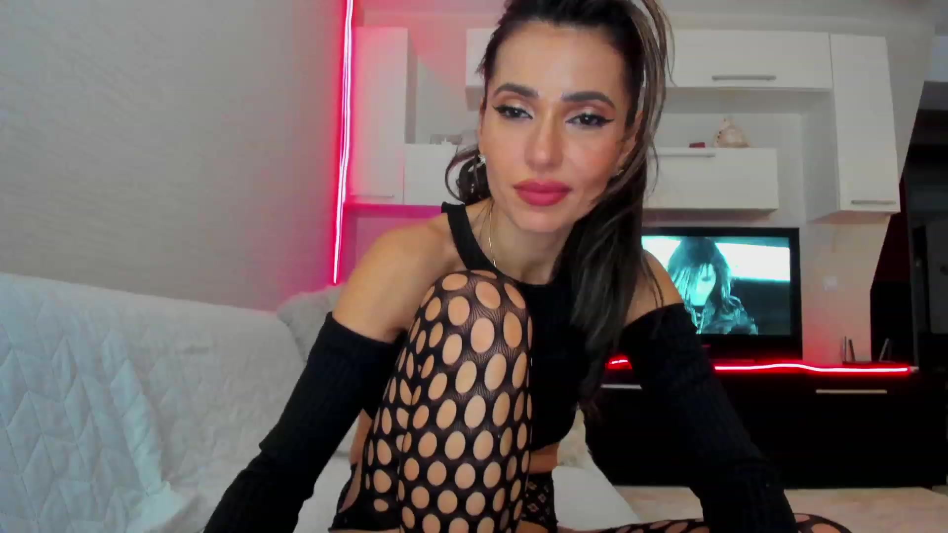 Gallery image thumbnail from SmileyTinaa's myfreecams stream on, 03/03/2023, 06:08 image 20 of 20