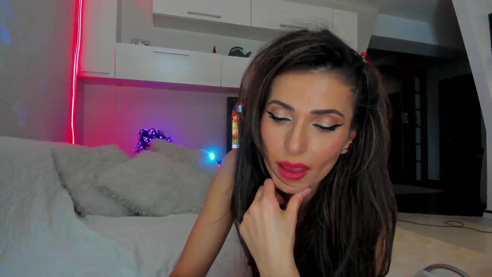 Gallery image thumbnail from SmileyTinaa's myfreecams stream on, 03/06/2023, 23:35 image 20 of 20