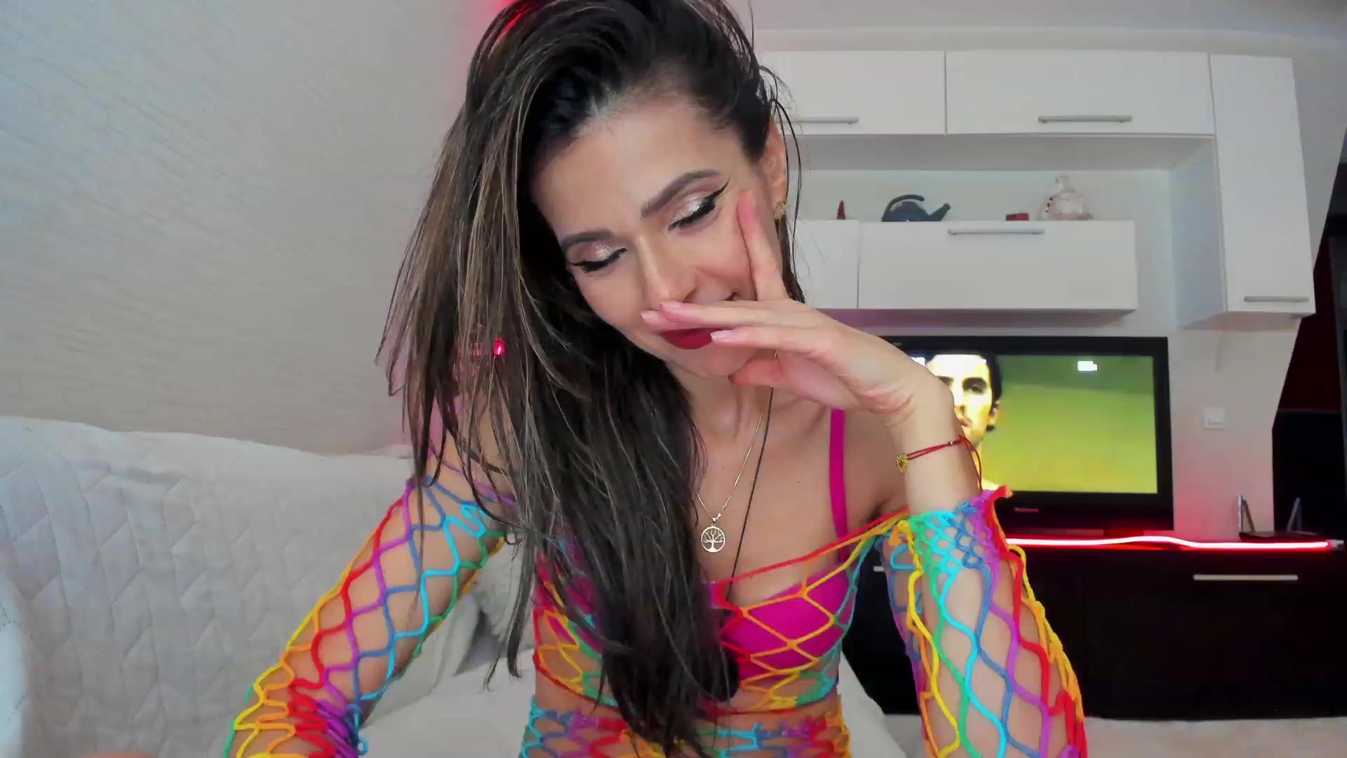 Gallery image thumbnail from SmileyTinaa's myfreecams stream on, 03/10/2023, 06:14 image 10 of 20
