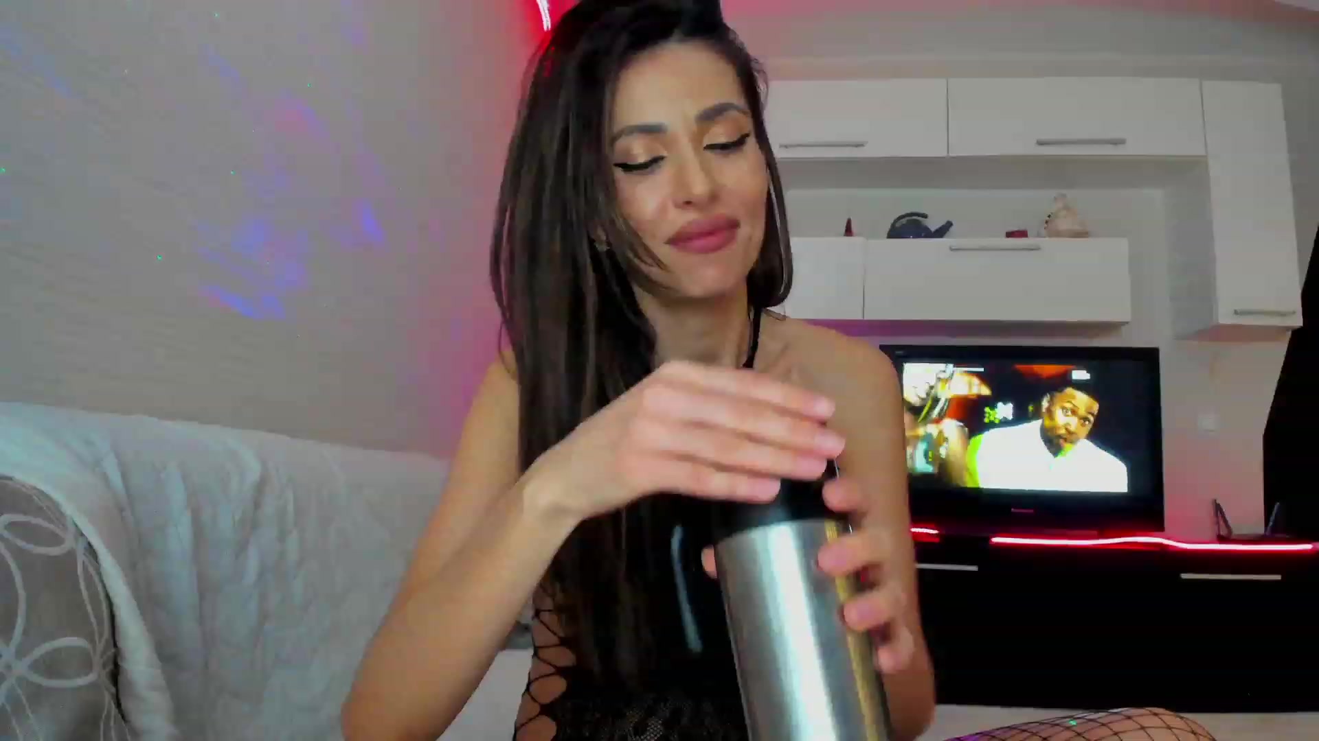Gallery image thumbnail from SmileyTinaa's myfreecams stream on, 03/25/2023, 07:10 image 3 of 20