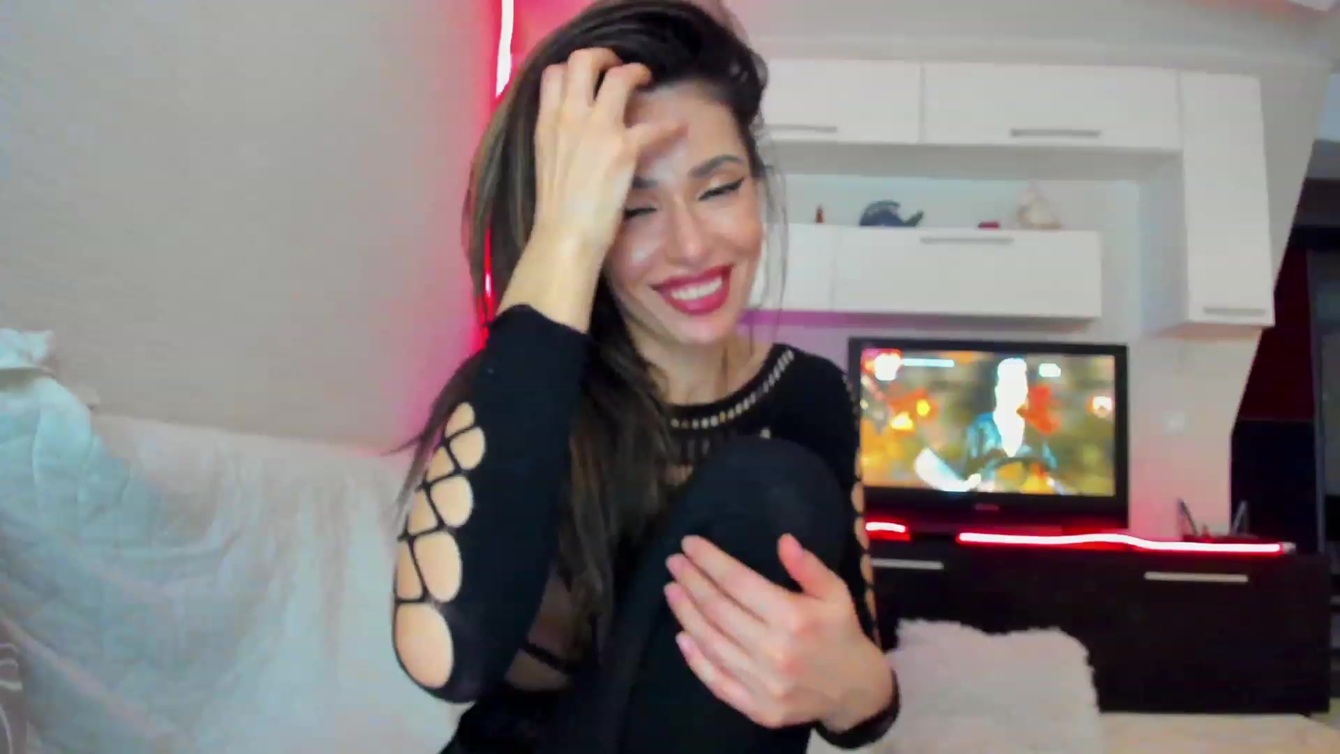 Gallery image thumbnail from SmileyTinaa's myfreecams stream on, 04/04/2023, 03:11 image 9 of 20